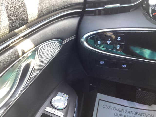 Used 2025 Genesis GV70 2.5T image 16