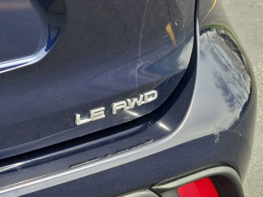 Used 2024 Toyota Highlander LE image 22