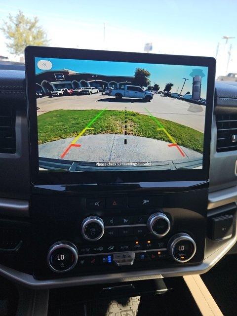Used 2024 Ford Expedition XLT RWD image 14