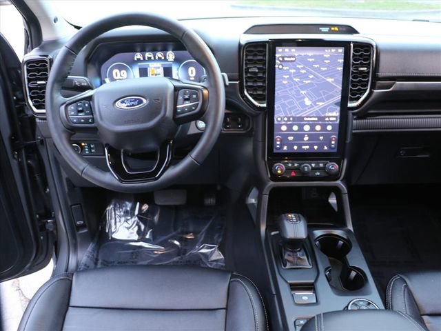 Used 2024 Ford Ranger Lariat w/ FX4 Off-Road Package image 18