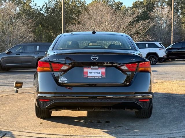Used 2024 Nissan Altima 2.5 SV image 6