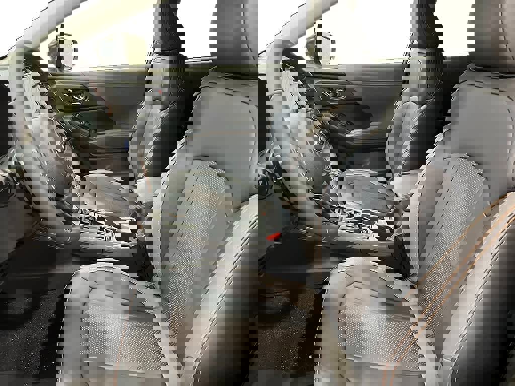 Used 2025 Subaru Crosstrek 2.5i Limited image 12