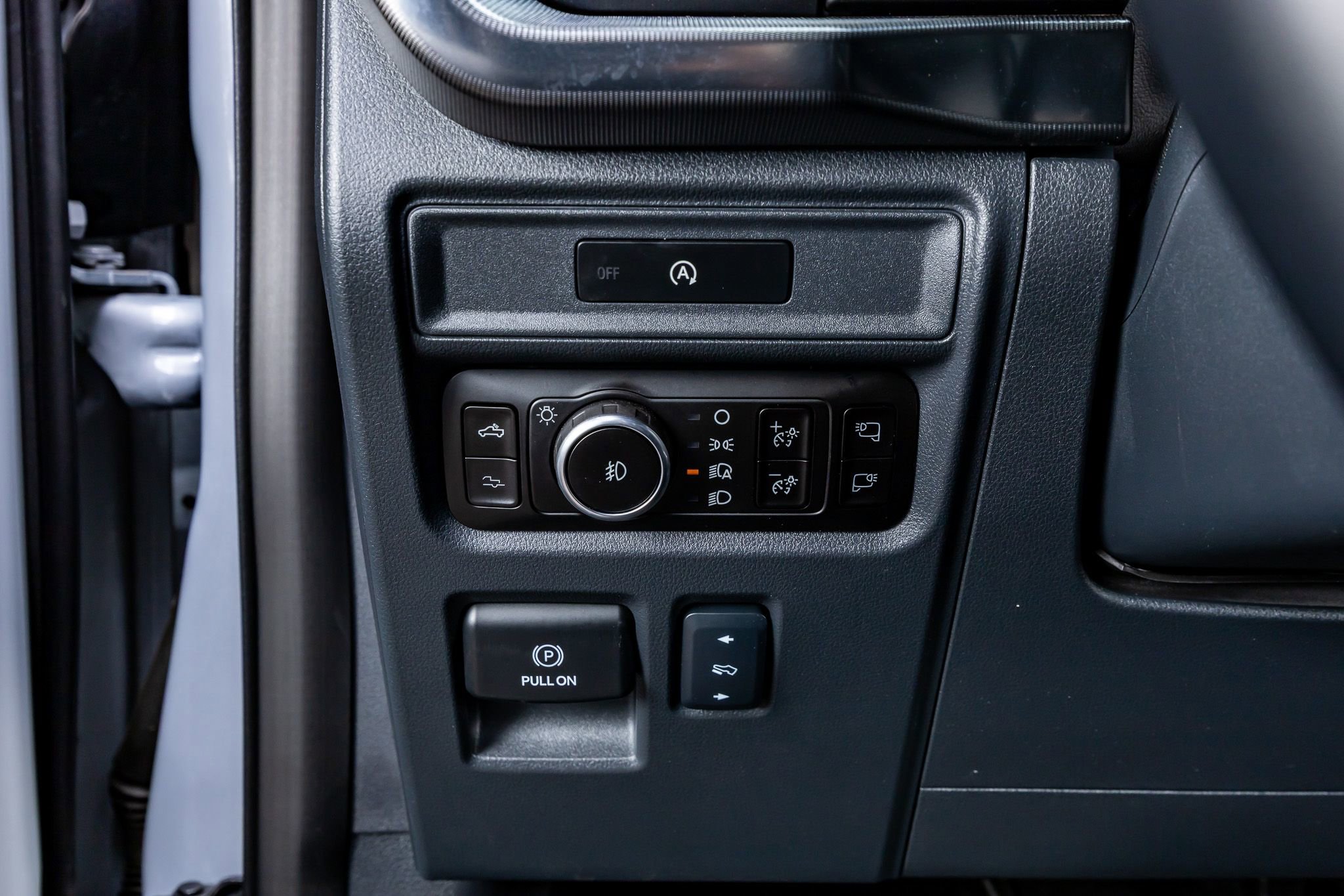 Used 2025 Ford F150 Raptor AWD/4WD image 22