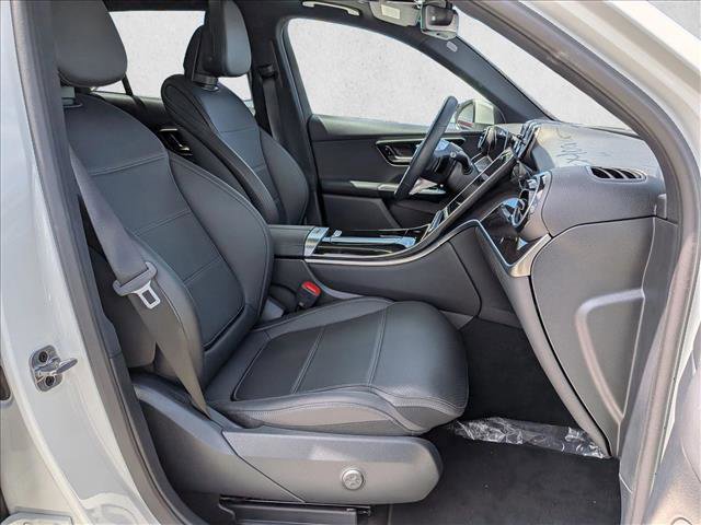 Used 2026 Mercedes-Benz GLC 300 4MATIC image 21