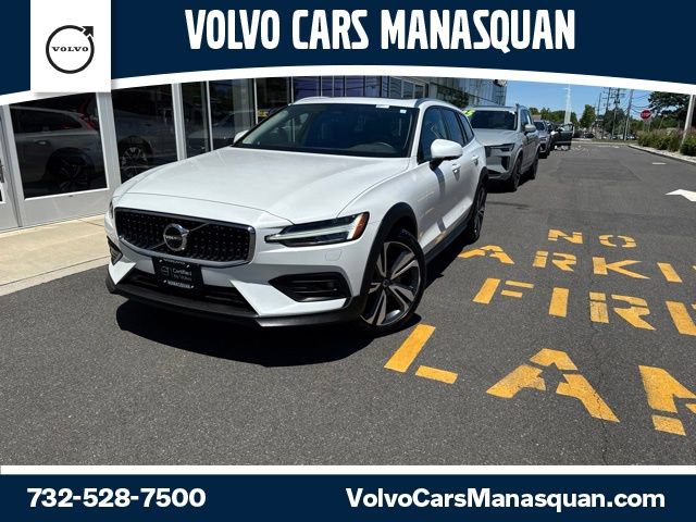 Certified 2025 Volvo V60 B5 Cross Country Plus