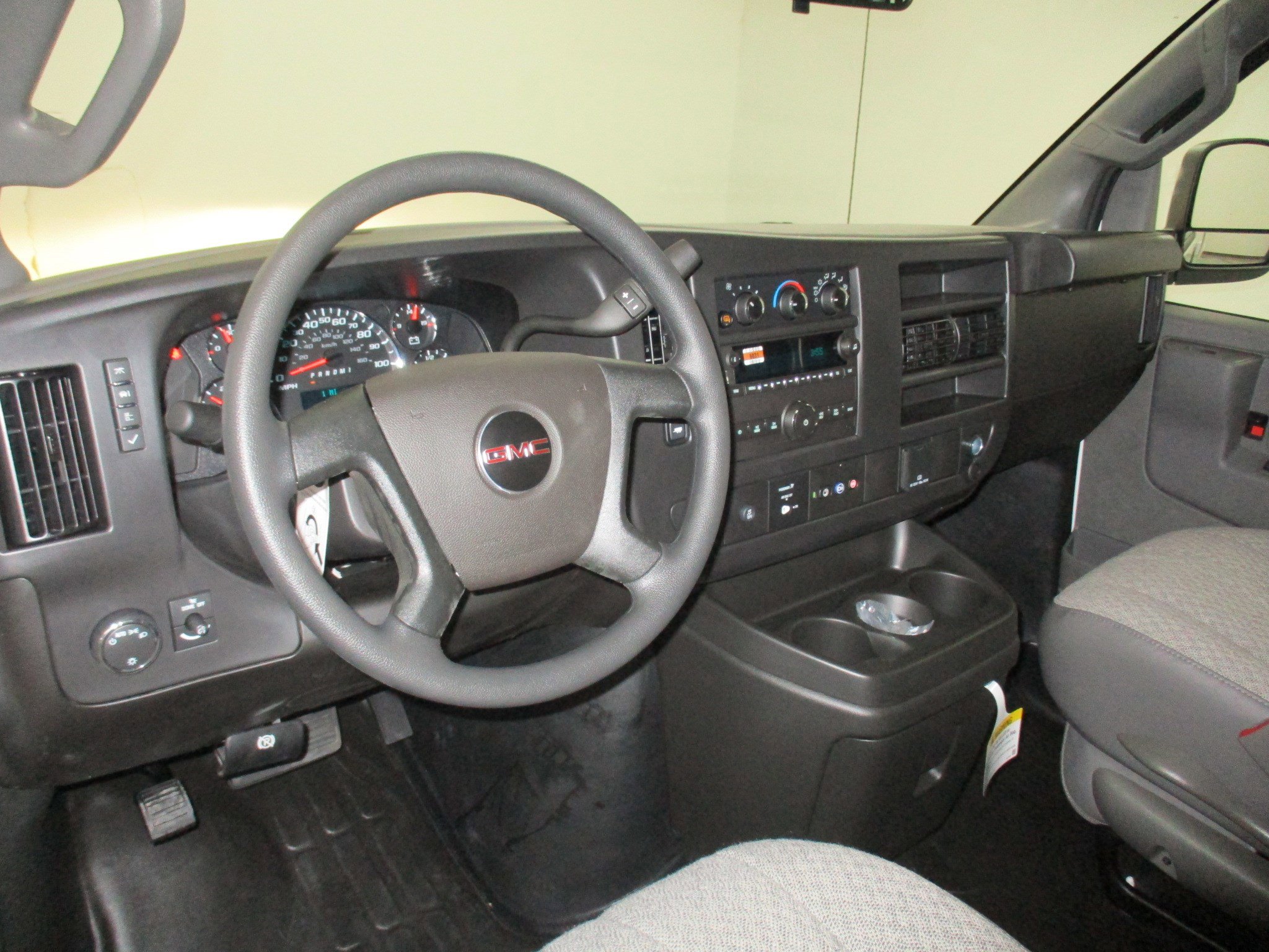 New 2025 GMC Savana 3500 image 16