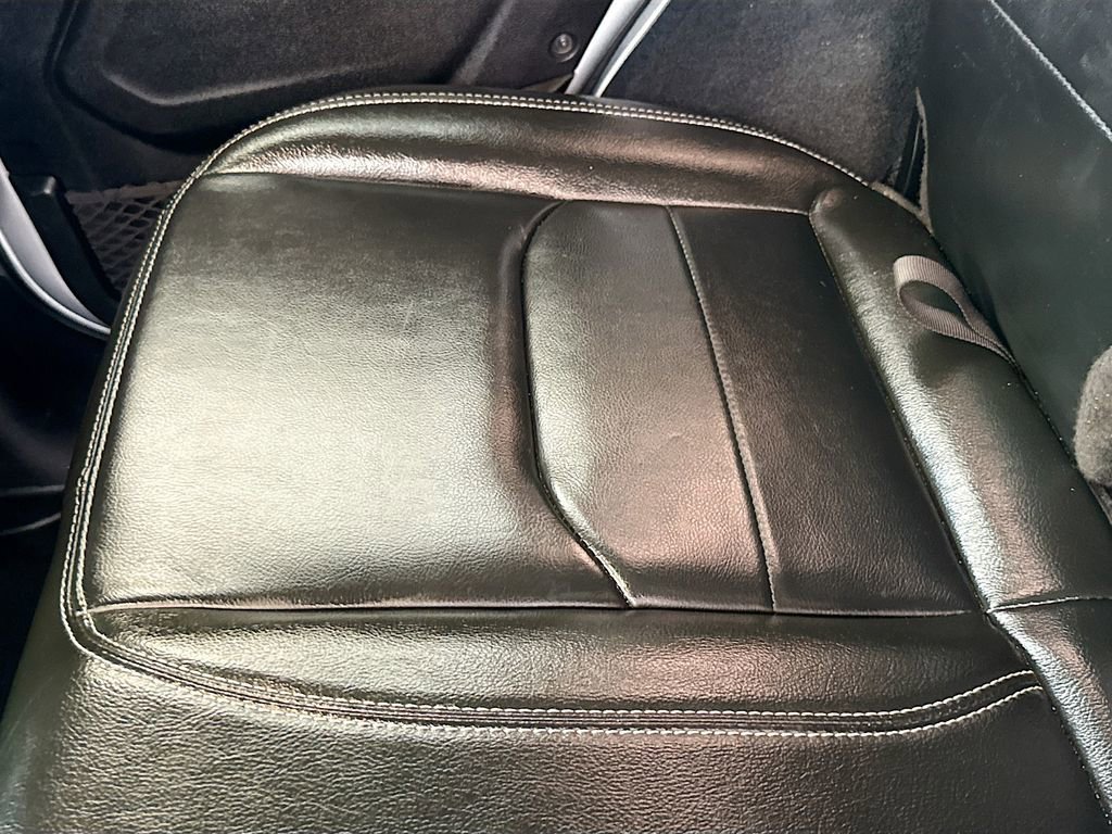 Used 2022 Jeep Wrangler Unlimited Sahara w/ Cold Weather Group image 29