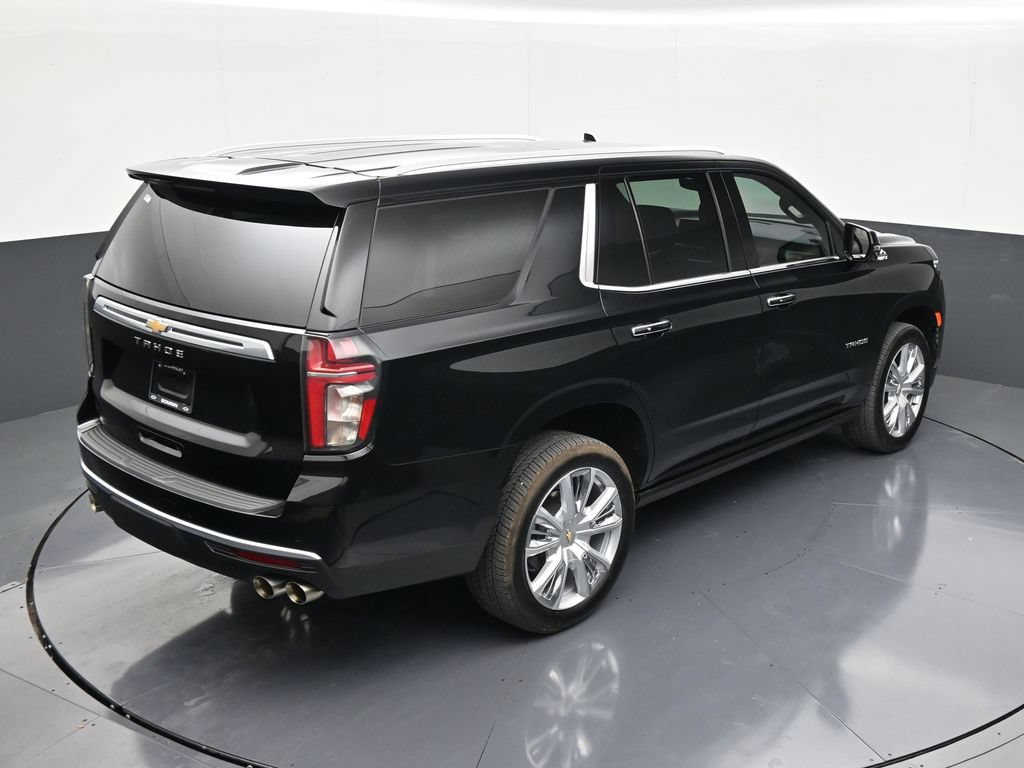 Used 2024 Chevrolet Tahoe High Country w/ Premium Package AWD/4WD image 16