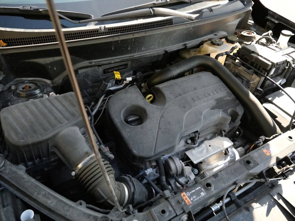 Used 2023 GMC Terrain AT4 w/ LPO, Floor Liner Package AWD/4WD image 13