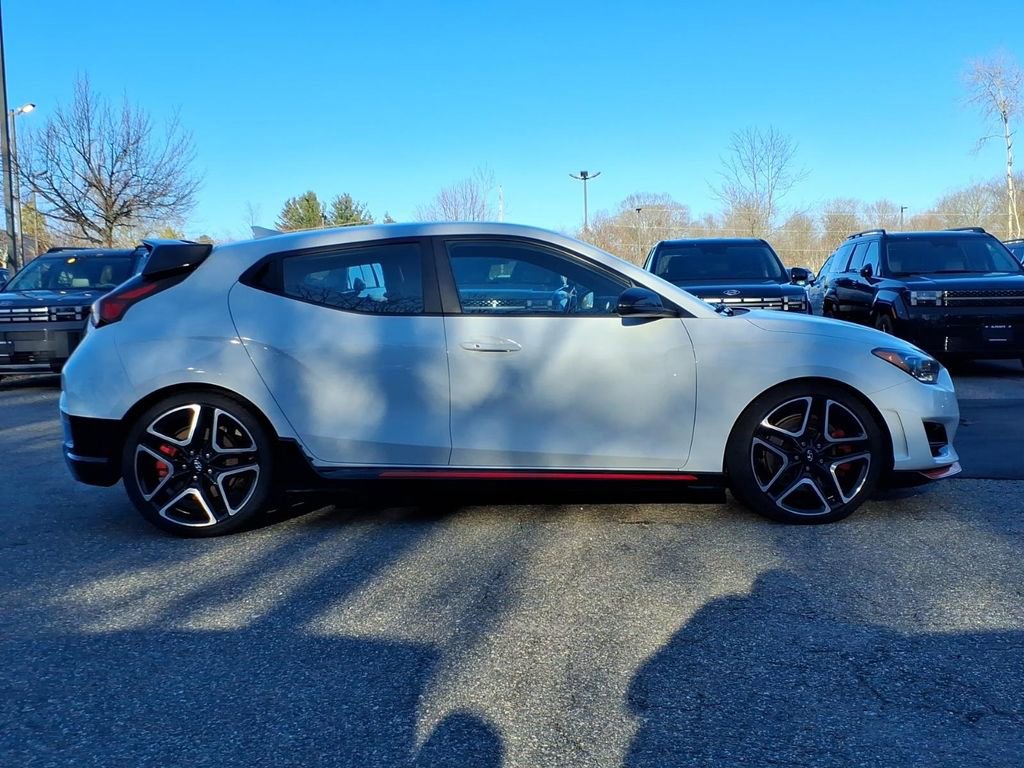 Used 2021 Hyundai Veloster N image 2