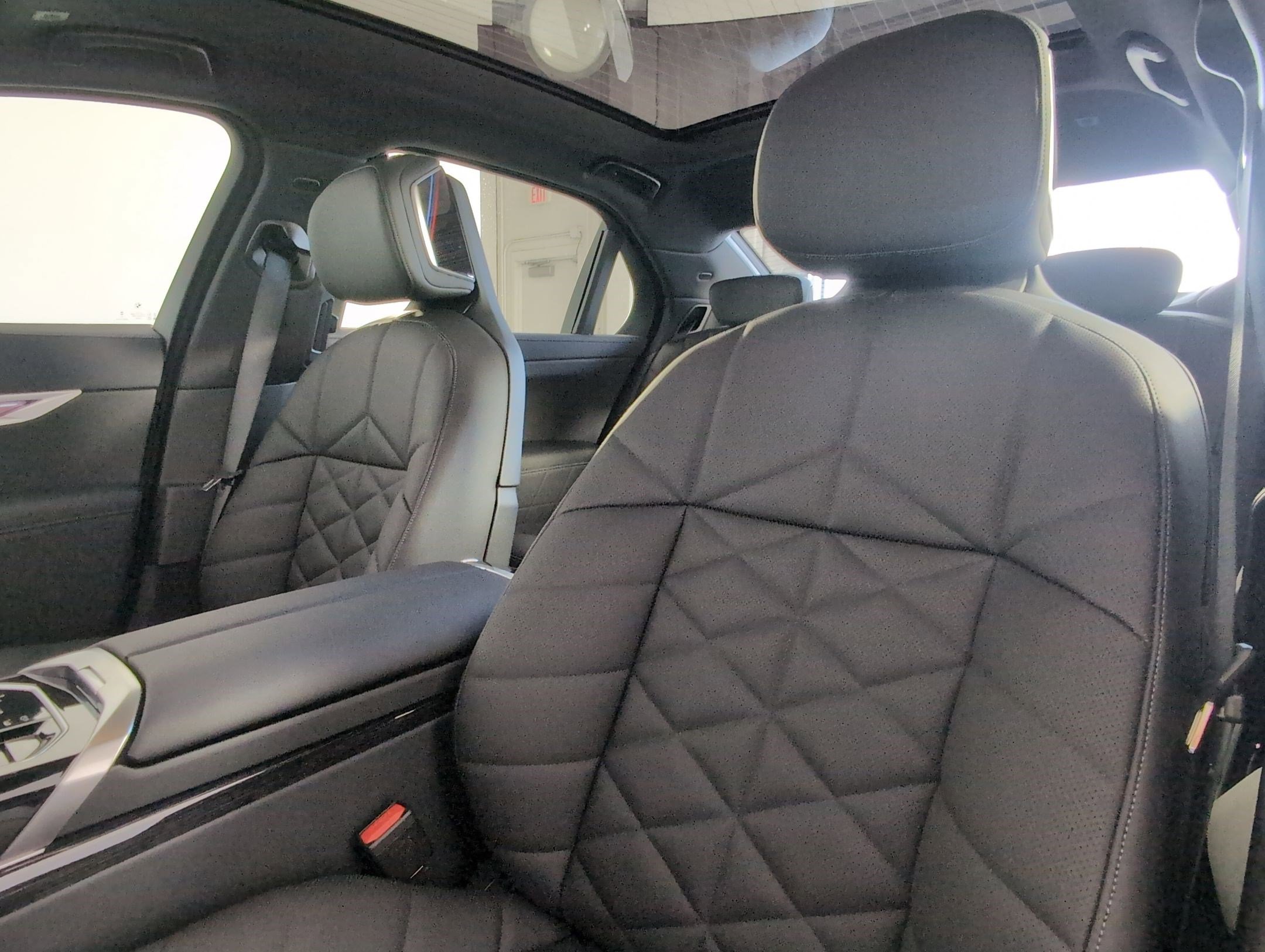 New 2026 BMW 740i image 23