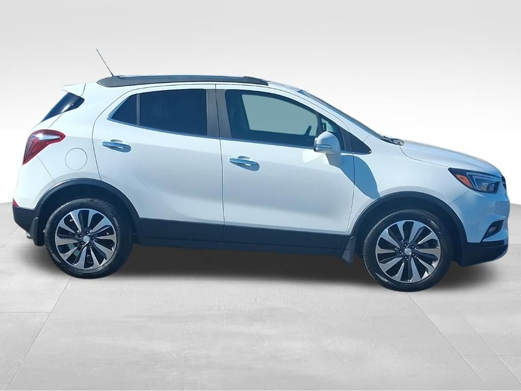 Used 2018 Buick Encore Essence image 5