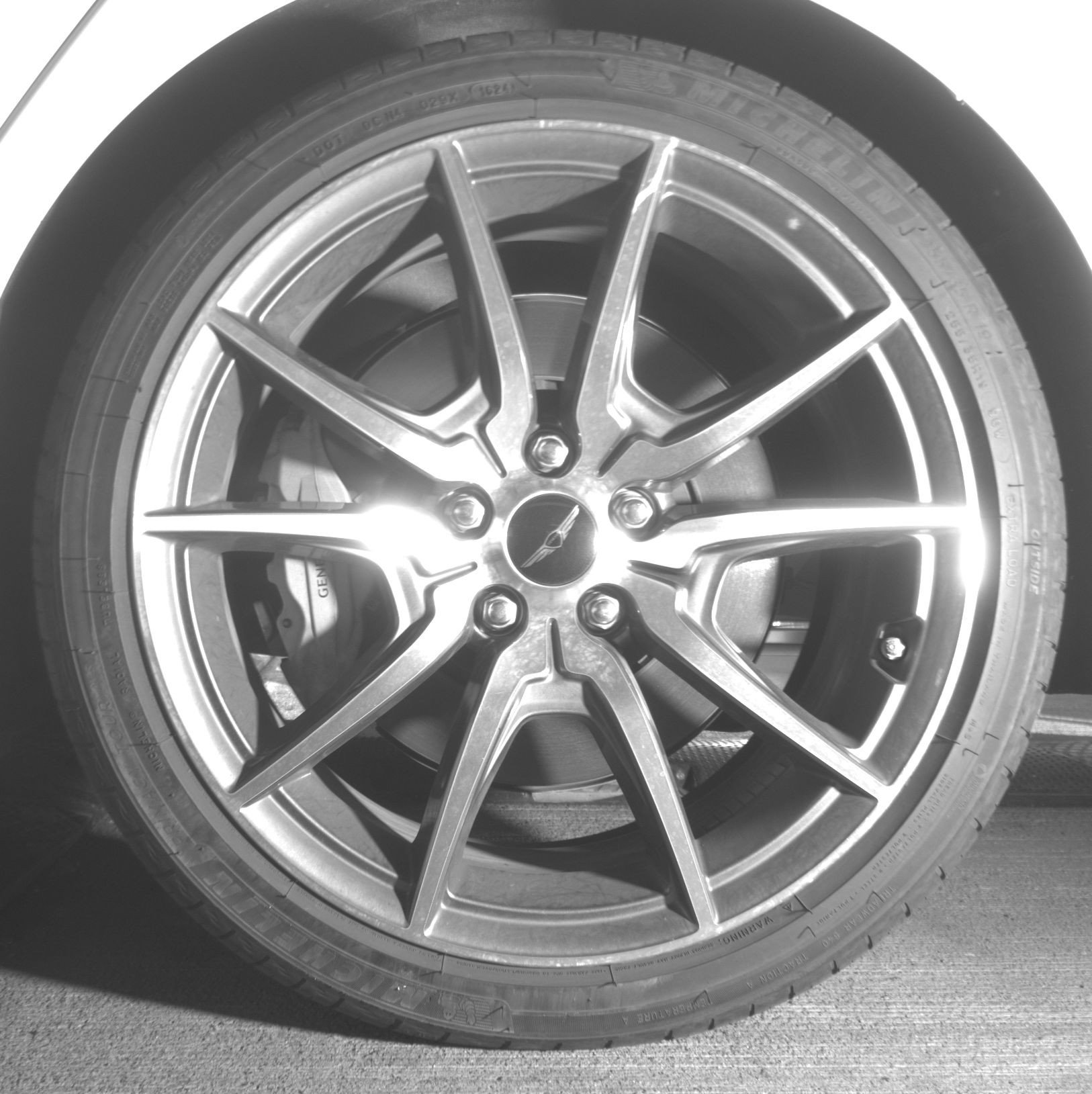 Used 2025 Genesis G70 2.5T AWD/4WD image 14