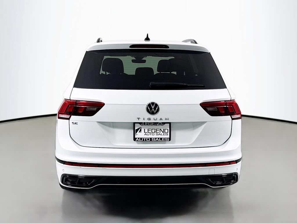 Used 2024 Volkswagen Tiguan SE R-Line FWD image 6