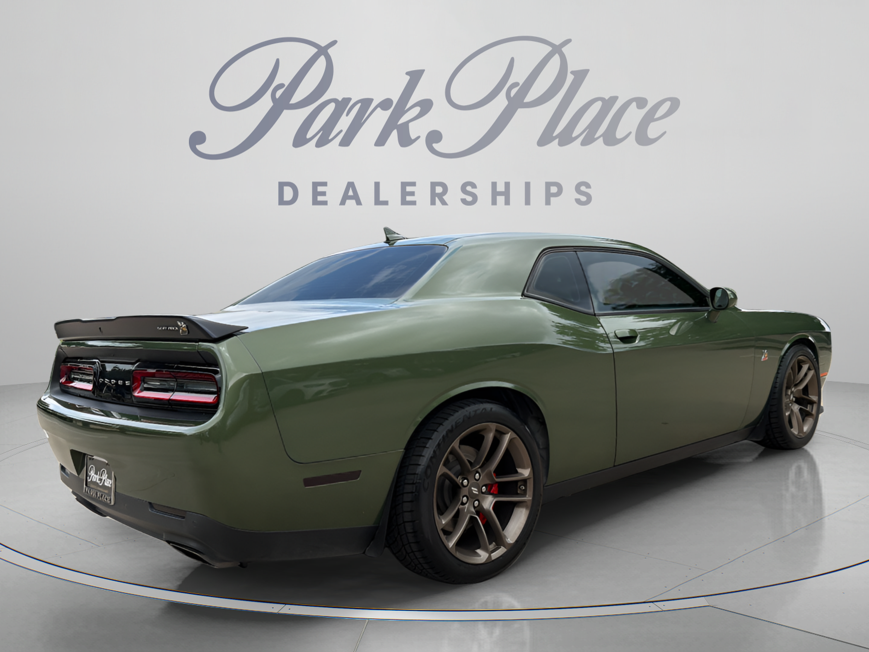 Used 2021 Dodge Challenger R/T Scat Pack w/ Dynamics Package RWD image 5