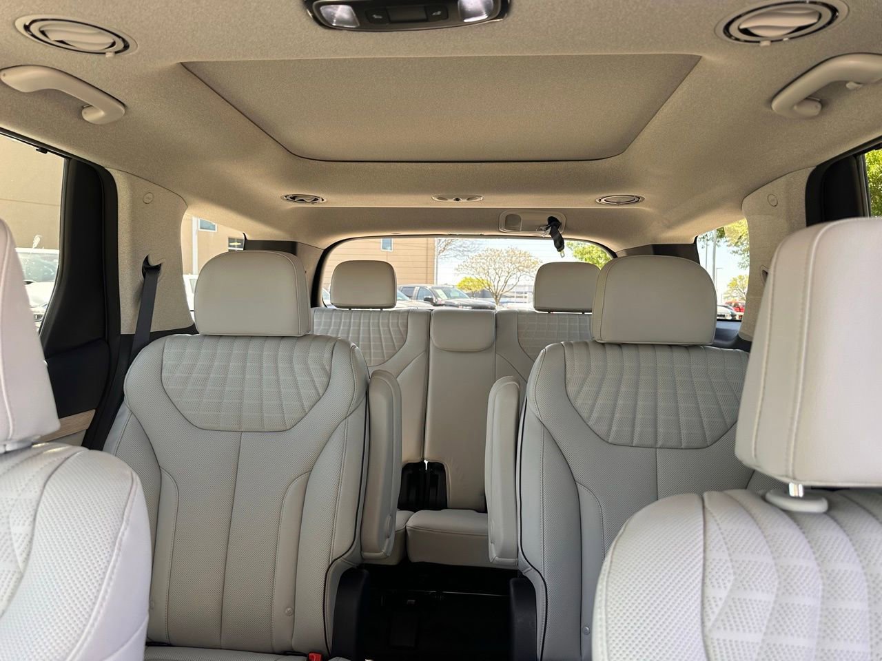 Used 2025 Hyundai Palisade Limited image 20