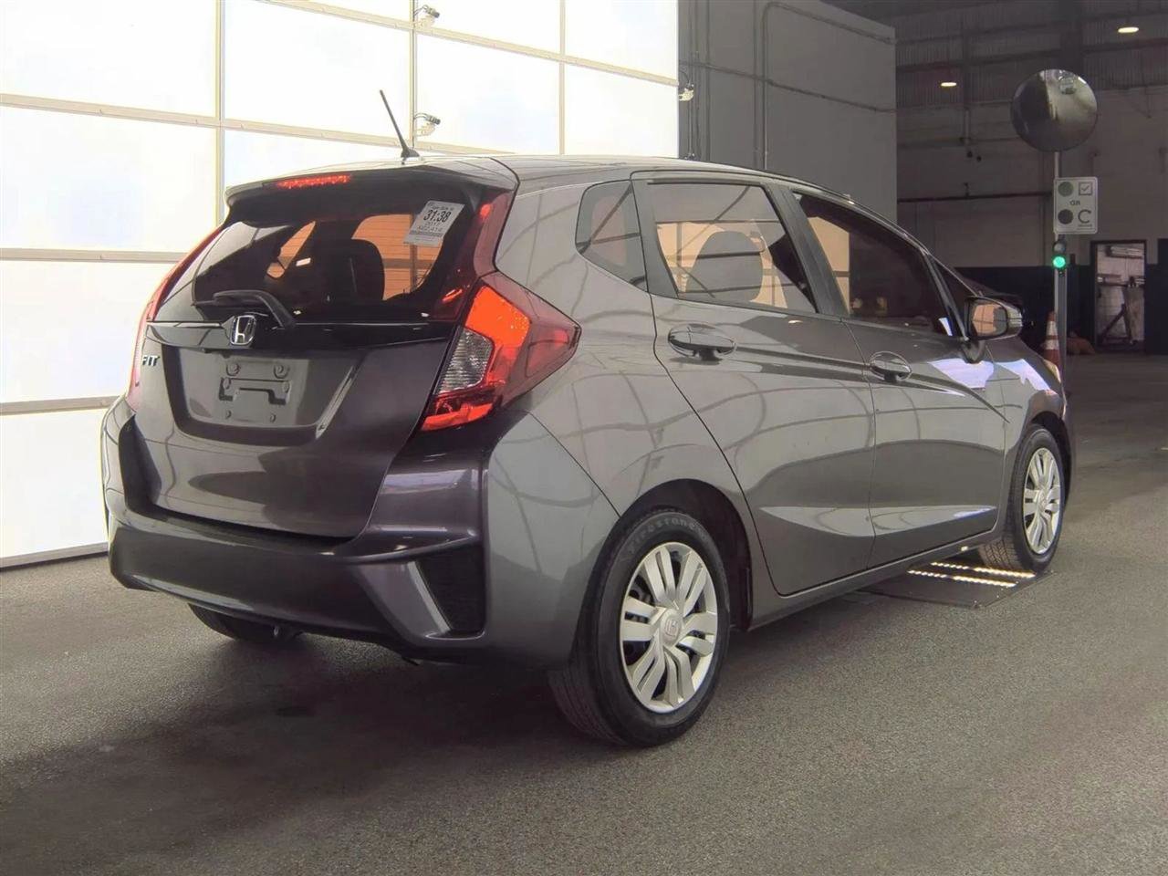 Used 2017 Honda Fit LX image 5