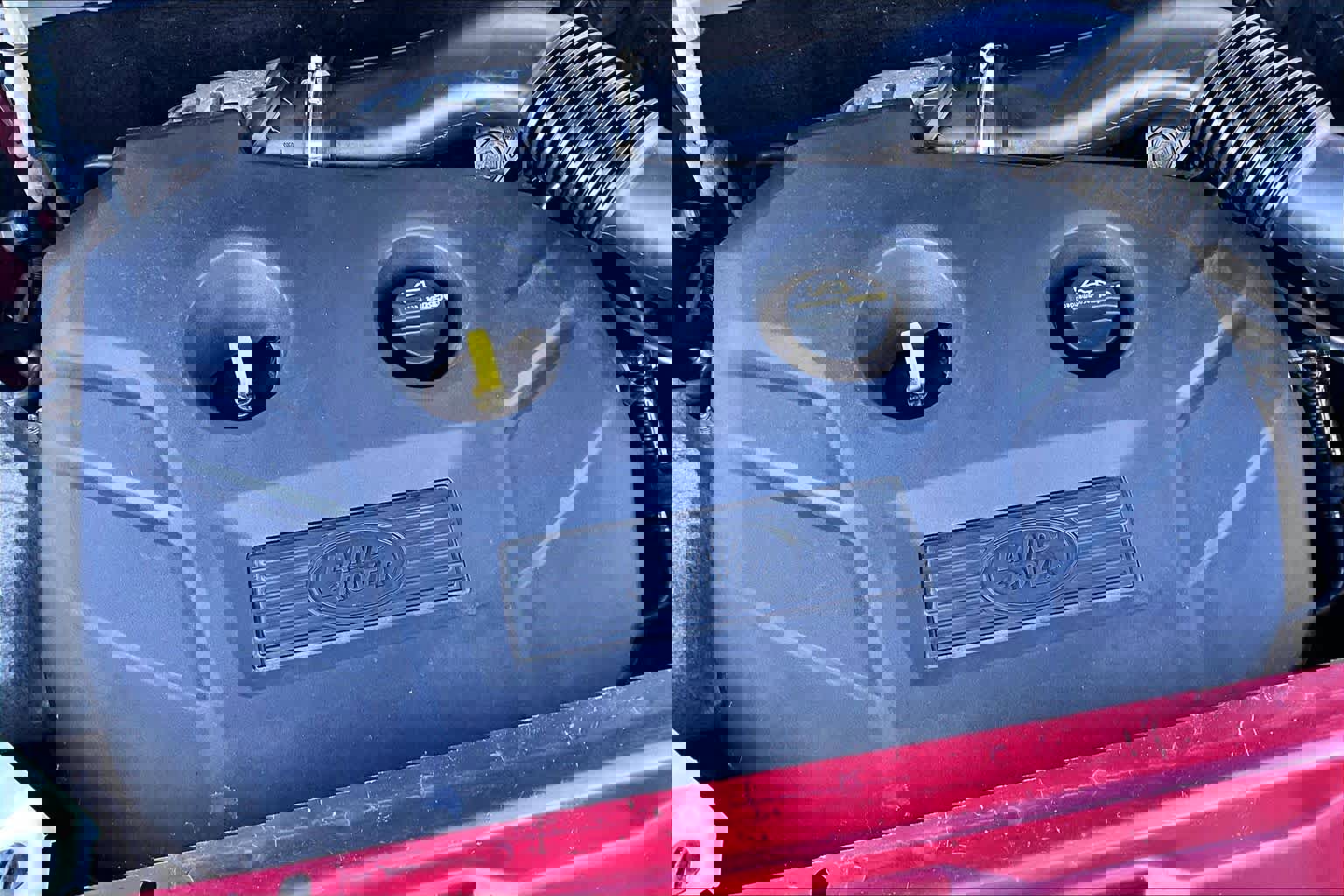 Used 2017 Land Rover Discovery Sport HSE image 31