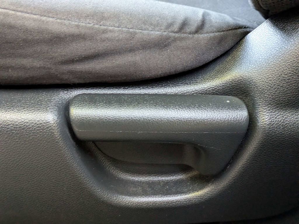 Used 2010 Honda Fit Sport image 19