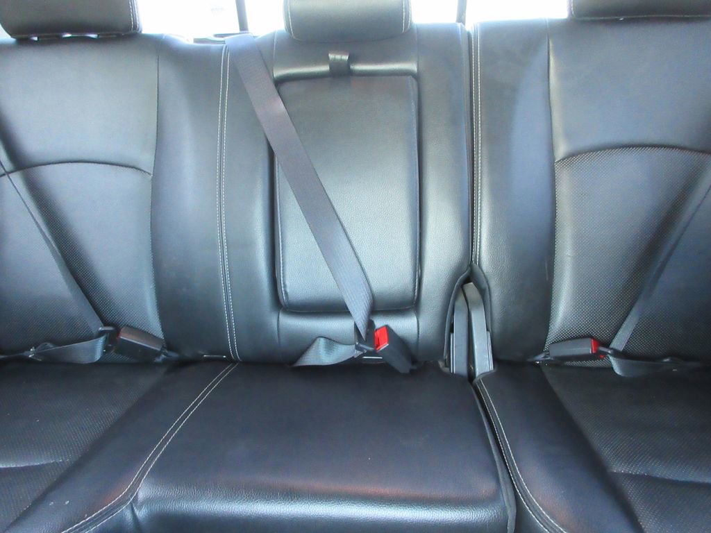 Used 2015 RAM 1500 Laramie w/ Convenience Group AWD/4WD image 23