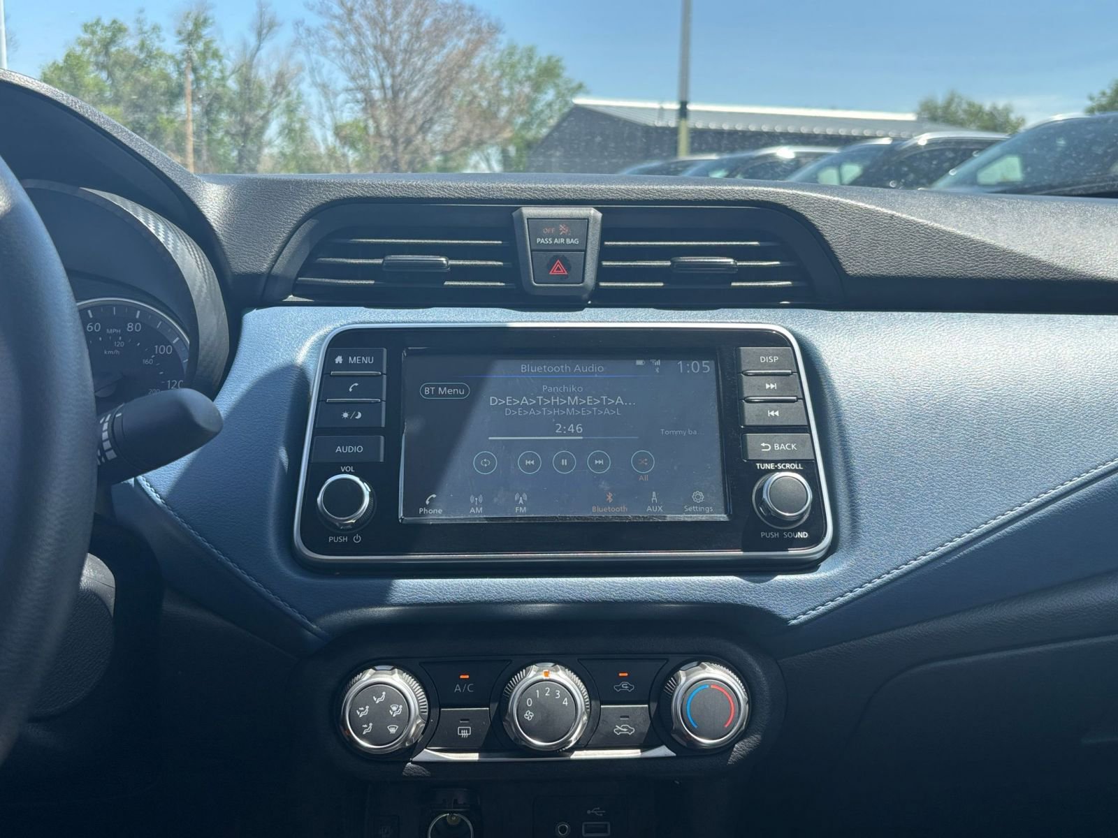 Used 2025 Nissan Versa SV w/ Trunk Package FWD image 17