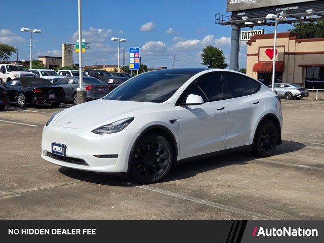 Used 2022 Tesla Model Y Long Range AWD/4WD image 1