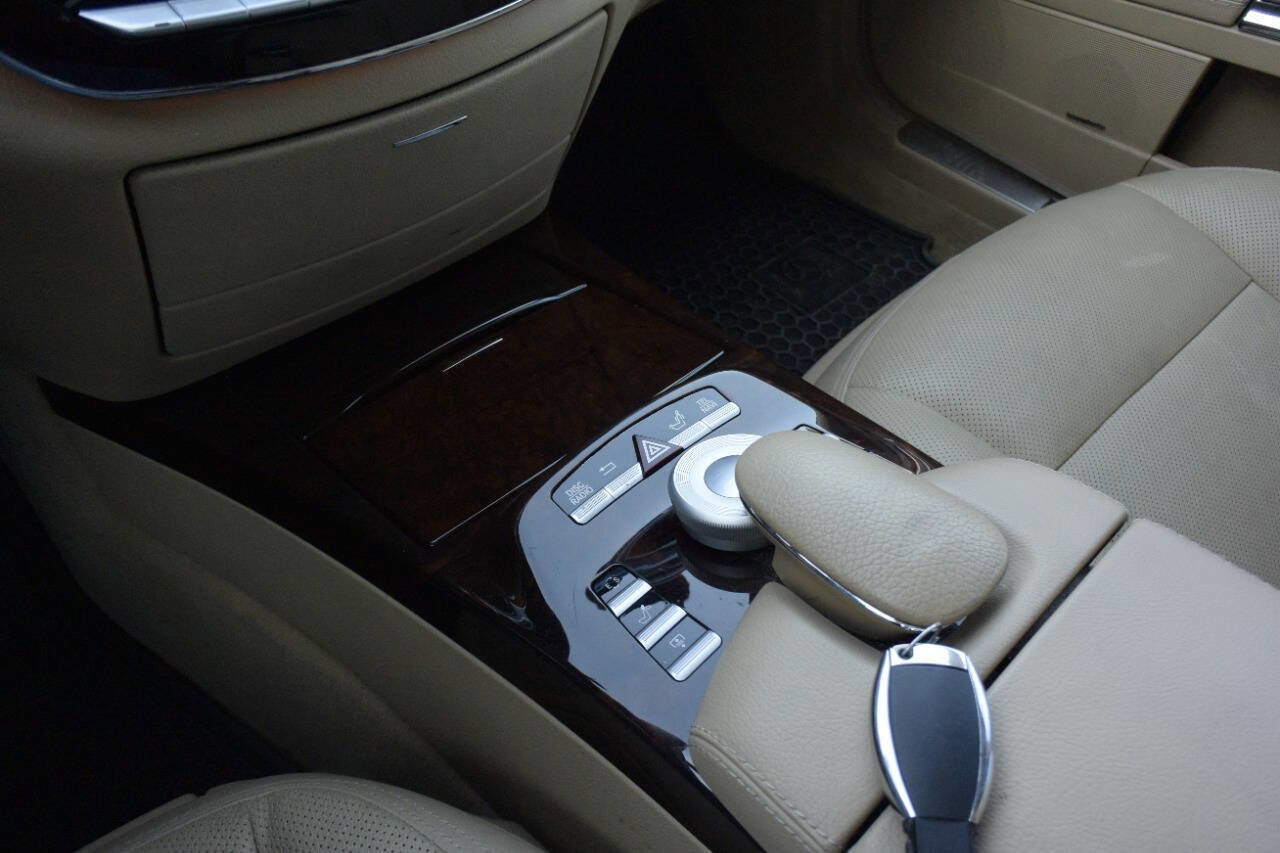 Used 2013 Mercedes-Benz S 550 image 25