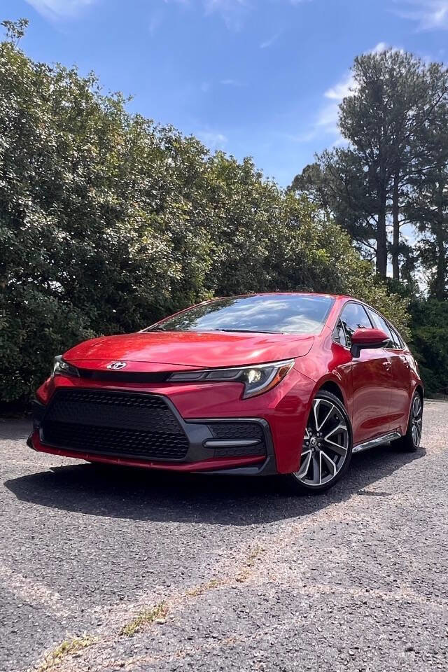Used 2020 Toyota Corolla SE image 2