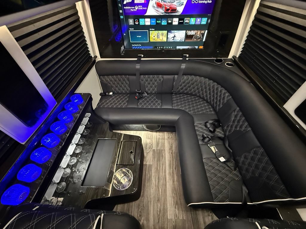 Used 2023 Mercedes-Benz Sprinter 3500 image 79