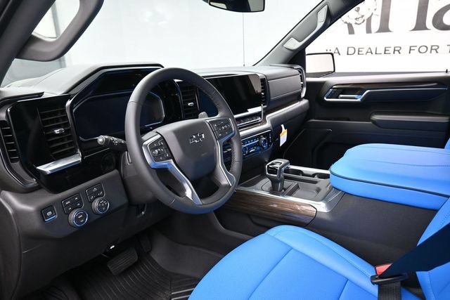 New 2026 Chevrolet Silverado 1500 LT Trail Boss w/ LPO, Dark Essentials Package AWD/4WD image 11