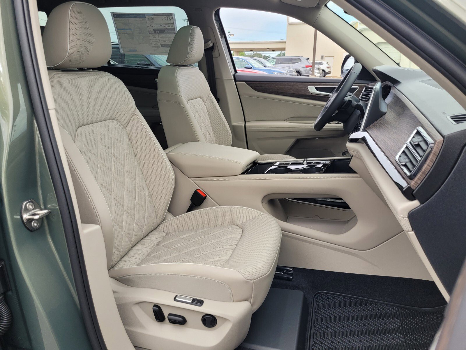 New 2026 Volkswagen Atlas SEL Premium R-Line image 11