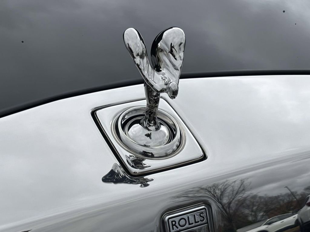 New 2026 Rolls-Royce Phantom Sedan image 6