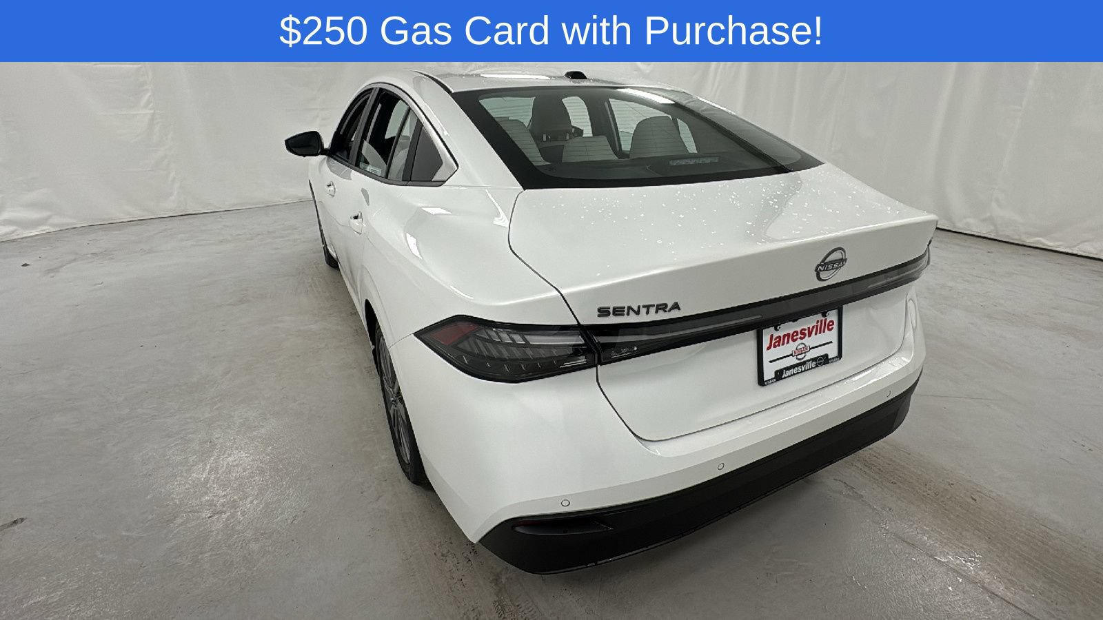 New 2026 Nissan Sentra SL w/ Floor Mat Package FWD image 5