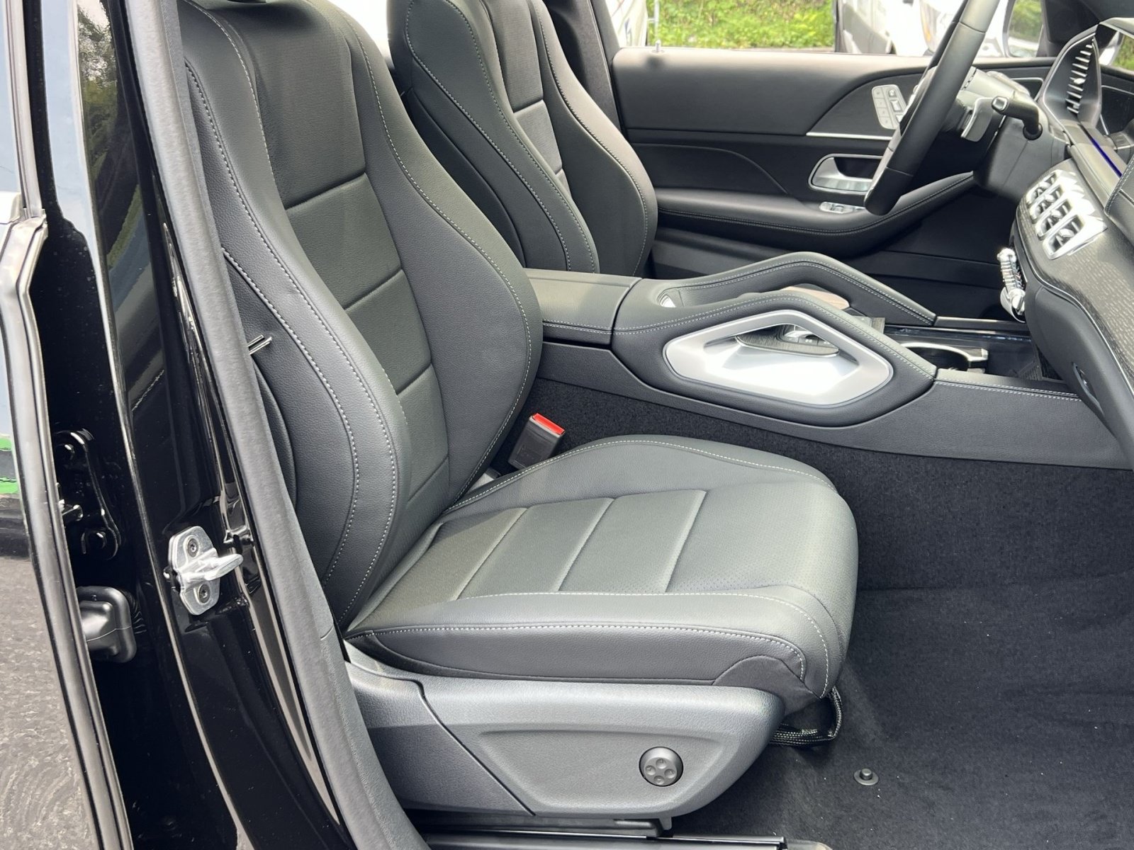 New 2026 Mercedes-Benz GLE 450 4MATIC Coupe image 33