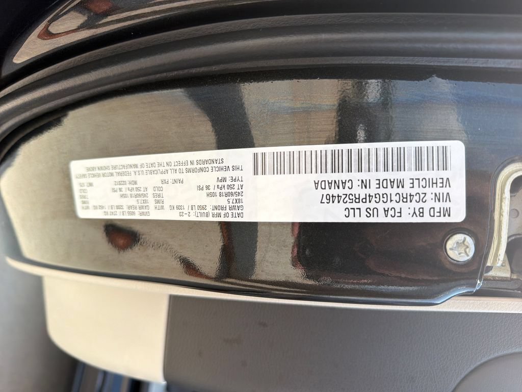 Used 2023 Chrysler Pacifica Limited FWD image 30