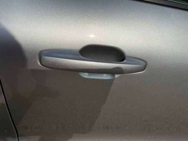 Used 2024 Ford Escape ST-Line w/ Cold Weather Package FWD image 15