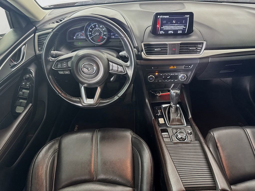 Used 2018 MAZDA MAZDA3 Touring image 28