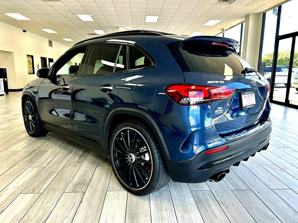 Used 2021 Mercedes-Benz GLA 35 AMG 4MATIC w/ Driver Assistance Package image 7