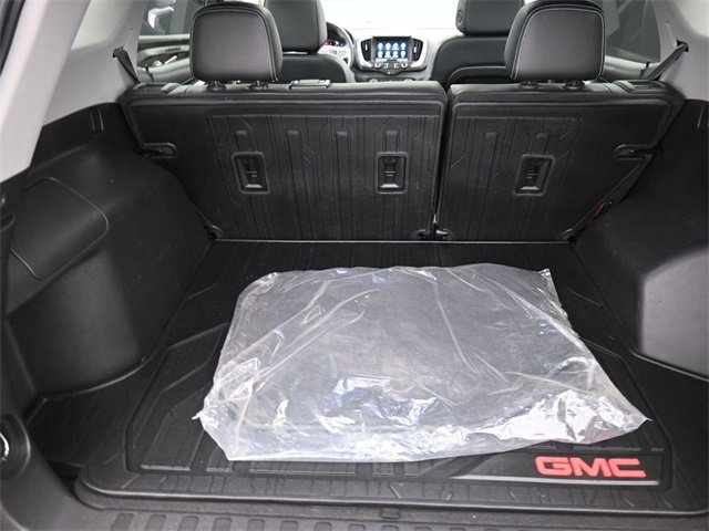 Used 2023 GMC Terrain SLT w/ Elevation Edition image 25