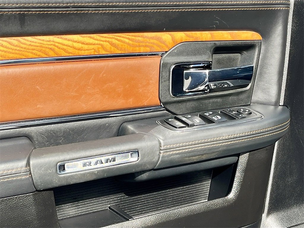 Used 2018 RAM 2500 Longhorn image 18