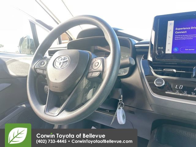 Used 2025 Toyota Corolla LE image 22