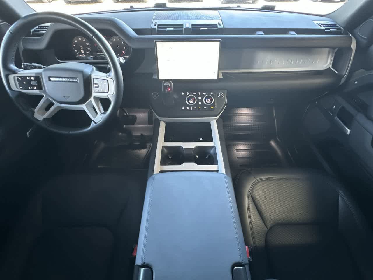Used 2025 Land Rover Defender 110 S AWD/4WD image 24