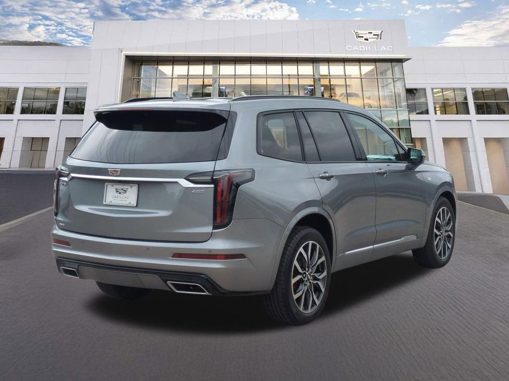New 2025 Cadillac XT6 Sport AWD/4WD image 3