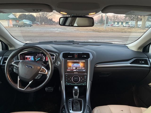 Used 2015 Ford Fusion Titanium FWD image 28
