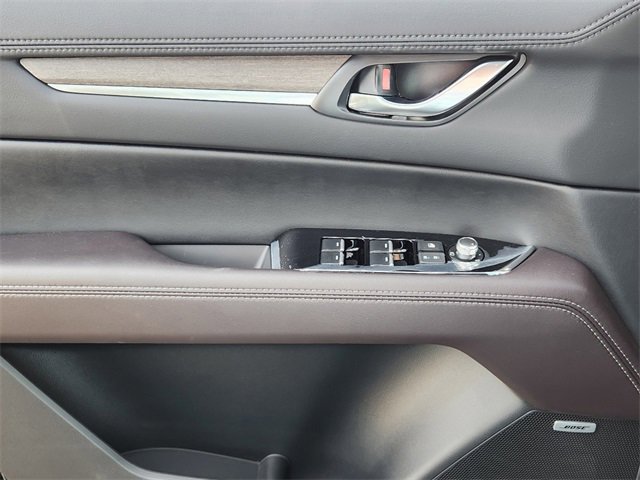 New 2025 MAZDA CX-5 Signature image 9