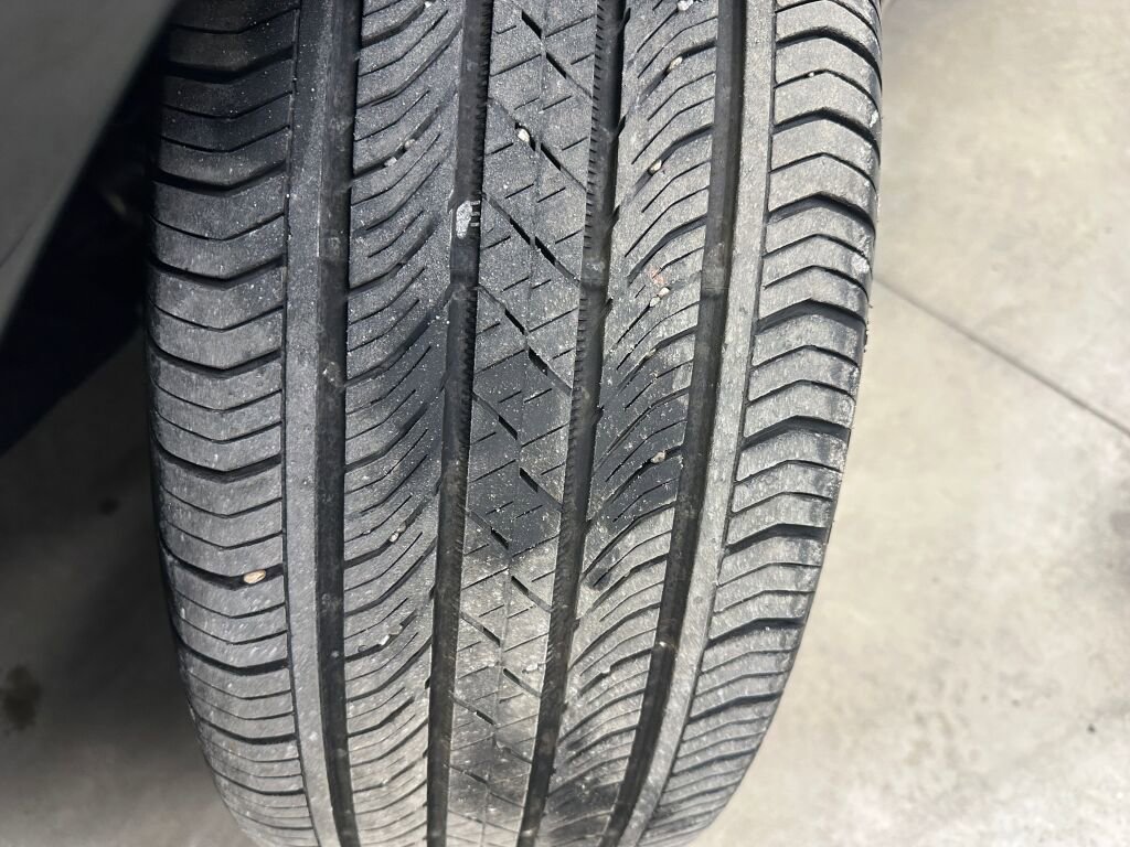 Certified 2023 Buick Envision Preferred w/ Sport Touring Package image 38