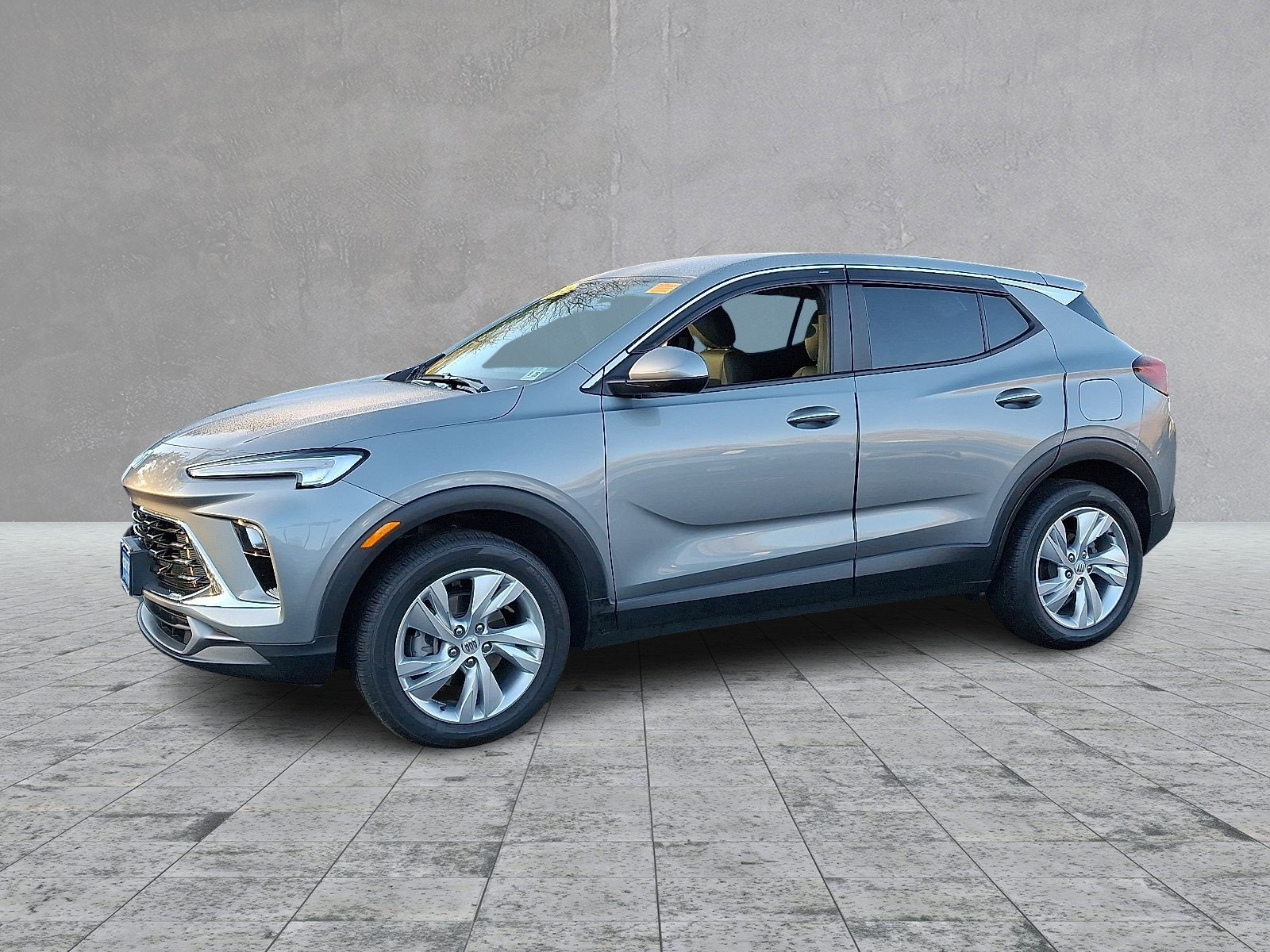 Certified 2024 Buick Encore GX Preferred w/ Comfort Package image 6