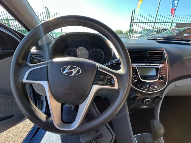 Used 2013 Hyundai Accent GS image 15