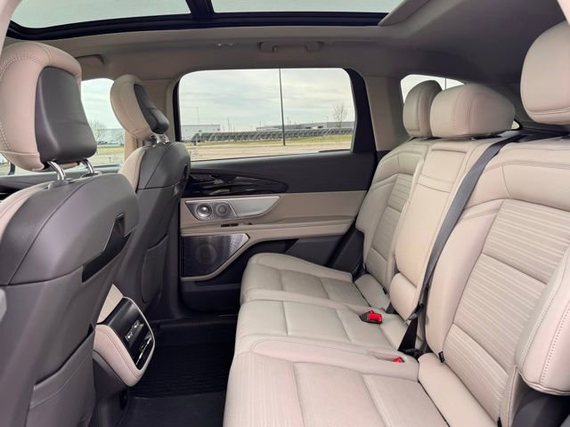 Used 2024 Lincoln Nautilus Reserve w/ Equipment Group 203A AWD/4WD image 30