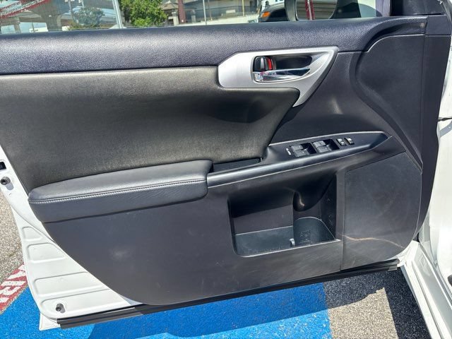 Used 2012 Lexus CT 200h Premium w/ Premium Audio Pkg FWD image 16
